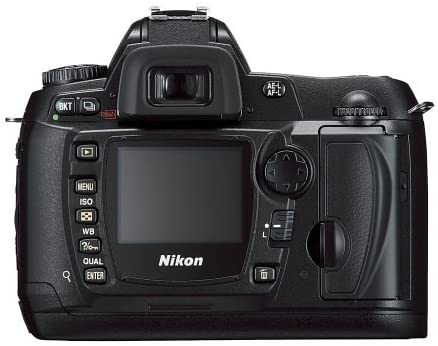 Nikon D70S 6.1MP Digital SLR Camera Kit with 18-70mm Nikkor Lens