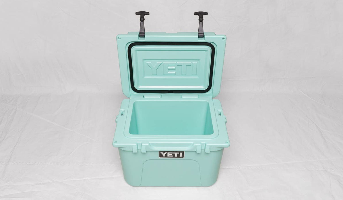 YETI Roadie 20 Cooler