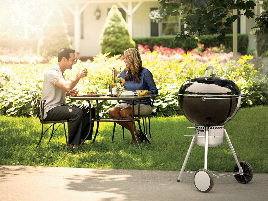 Weber 14501001 Master-Touch Charcoal Grill, 22-Inch