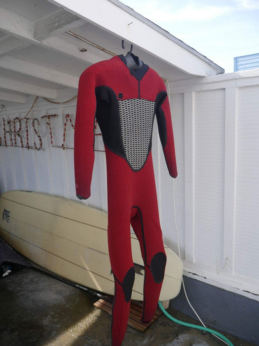 Ho Stevie! Wetsuit Hanger - Fast Dry Folding Vented Hanger for Surfing and Scuba Diving Wet Suits
