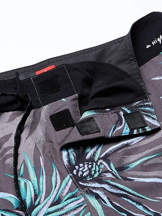 Quiksilver Men's Highline Salty Palms 18 Boardshort Swim Trunk