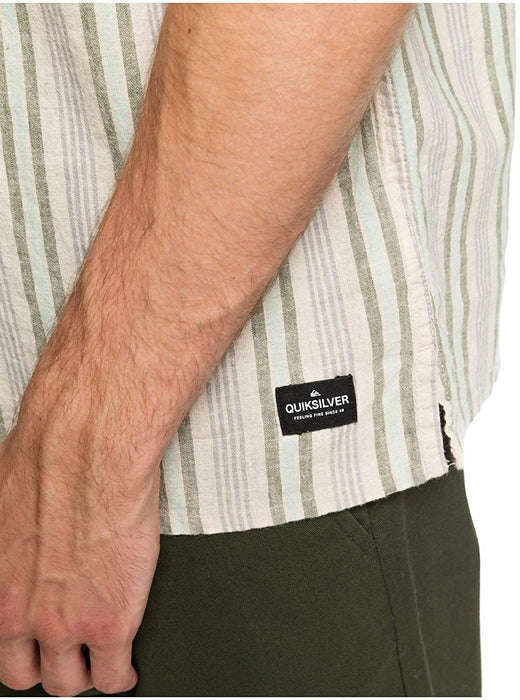 Quiksilver Men's Coconut Dingo Short Sleeve Woven