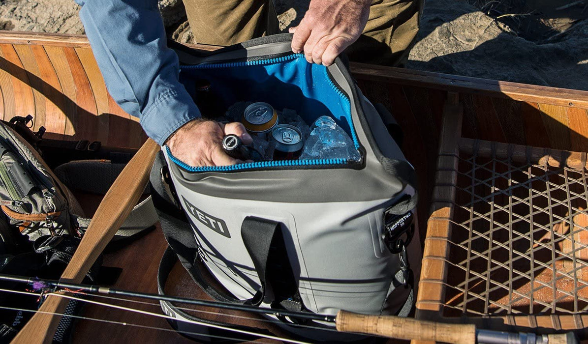 YETI Hopper TWO  Portable Cooler
