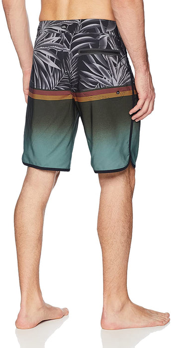 Quiksilver Men's Highline Divide Scallop 19" Swimtrunk Boardshorts