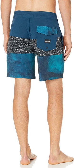 Quiksilver Men's Washed Beachshort 18 Boardshort Swim Trunk