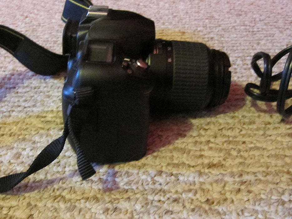 Nikon D50 DSLR Camera with 18-55mm f/3.5-5.6G ED AF-S Zoom Nikkor Lens (OLD MODEL)