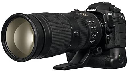 Nikon 20.9 D500 Sports & Wildlife Kit with 3.2" LCD, Black (13518)