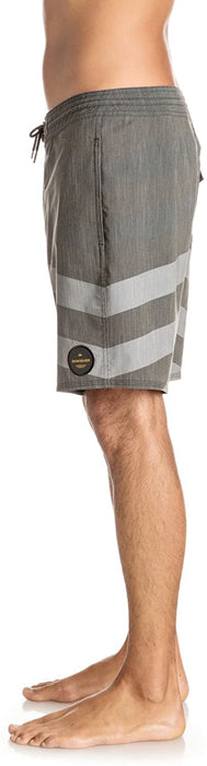 Quiksilver Men's Crypt Brigg Beachshort 18 Boardshort