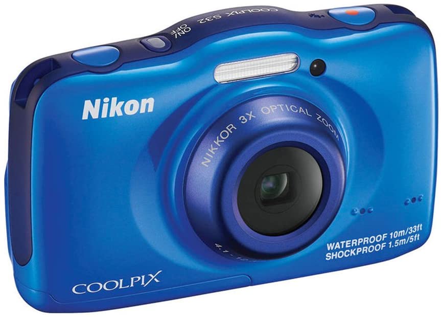 Nikon COOLPIX S32 13.2MP Waterproof Shockproof Dustproof Digital Camera Blue Kit Includes Camera, Memory Card, Bag and Cleaning kit