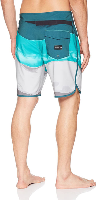 Quiksilver Men's Highline Resin Scallop 19 Boardshort Swim Trunk