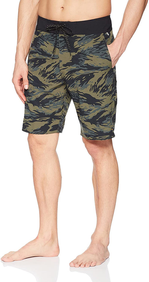 Quiksilver Men's Chummer Boardshort Swim Trunk