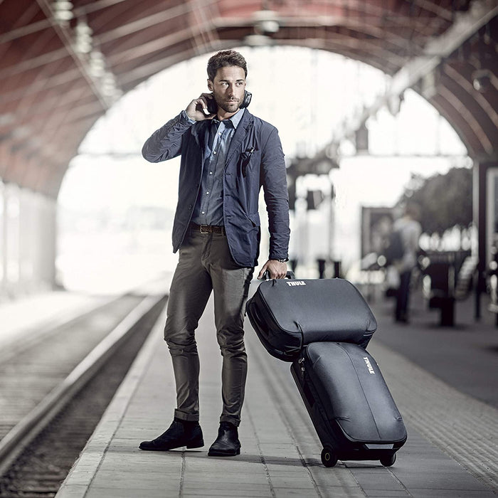 Thule Subterra Carry On Roller