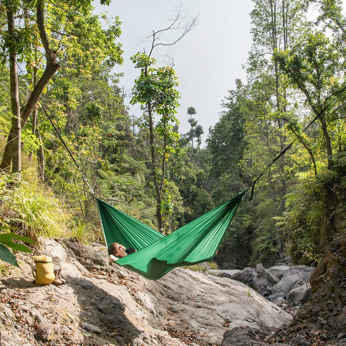 TICKETTOTHEMOON Ticket to The Moon Ultralight, Fair Trade & Handmade Lightest Hammock for Traveling, Camping and Everyday Use, Only 228g, Parachute Silk Nylon, Set-Up < 1 min, Oeko-TEX 10Y. Warranty